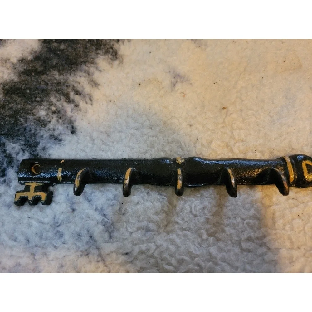 Cast Iron Skeleton Key Wall Hook Rack Vintage Style Black & Gold 5‎ Hooks